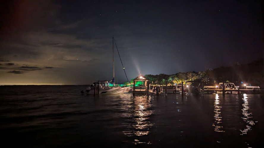 MIA_2023-08-10 22-52-33_PXL_20230811_025233606.NIGHT